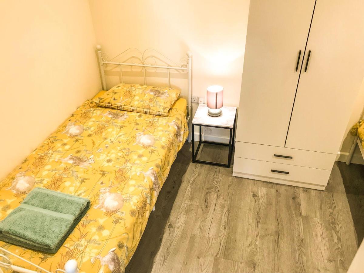 Rabbits Warren, 2 Single Bed Holiday Let In The Forest Of Dean Blakeney  Exterior photo